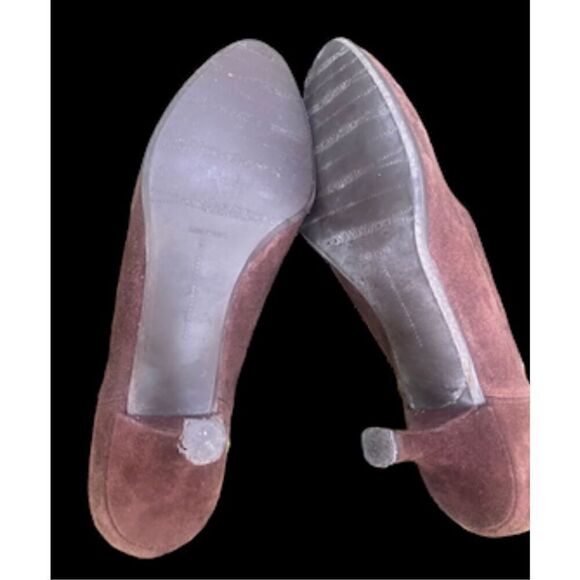 Stuart Weitzman Woman’s Brown Suede Booties Size 6 - Picture 5 of 8